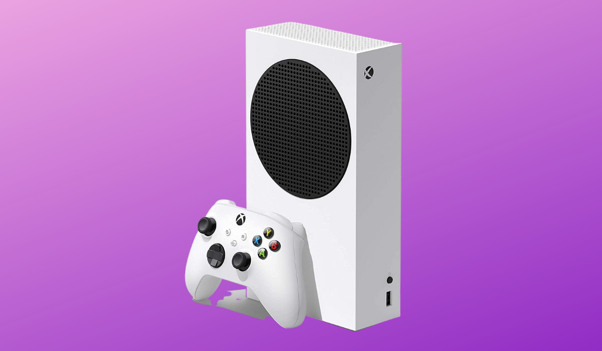 white xbox with white controller