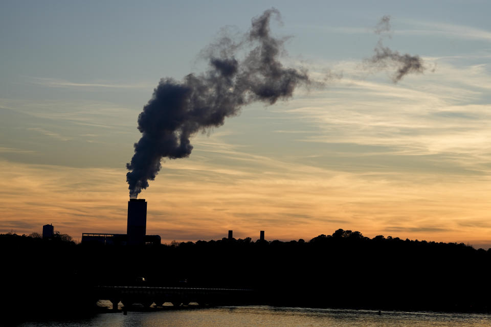 FILE - The Marshall Steam Station coal power plant operates March 3, 2024, near Mooresville, N.C. A rule issued April 24, 2024, by the Environmental Protection Agency would force power plants fueled by coal or natural gas to capture smokestack emissions or shut down. (AP Photo/Chris Carlson, File)