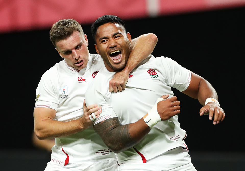 Manu Tuilagi celebrates scoring his side's second try. (Credit: Getty Images)