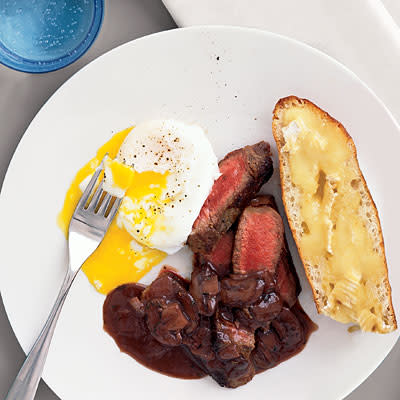 Steak and Eggs with Creamy Mushroom Sauce