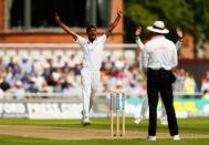 Britain Cricket - England v Pakistan - Second Test - Emirates Old Trafford - 22/7/16 Pakistan's Rahat Ali appeals Action Images via Reuters / Jason Cairnduff Livepic