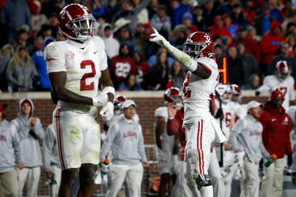 Alabama linebacker Deontae Lawson (32) reacts after a defensive stop during the fourth quarter against Mississippi at Vaught-Hemingway Stadium.