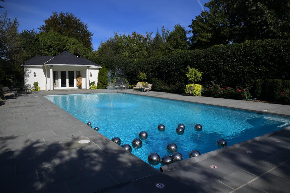 The Quayle family had the pool installed when they lived at the vice president's residence from 1989 to 1993. (Photo: The Washington Post via Getty Images)