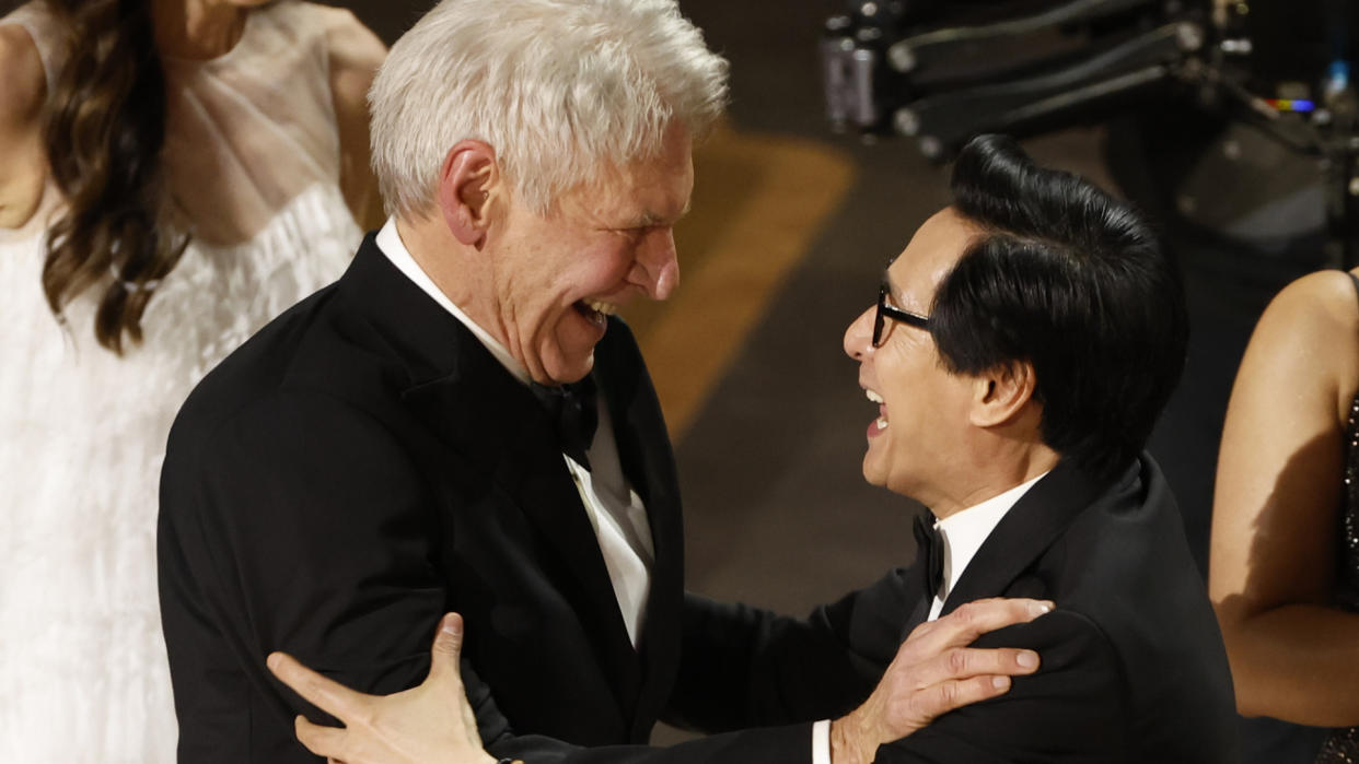  Ke Huy Quan and Harrison Ford 