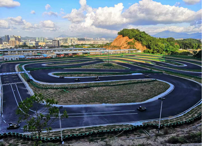 深圳燁斌勁速卡丁車賽車場賽道超過1,000米