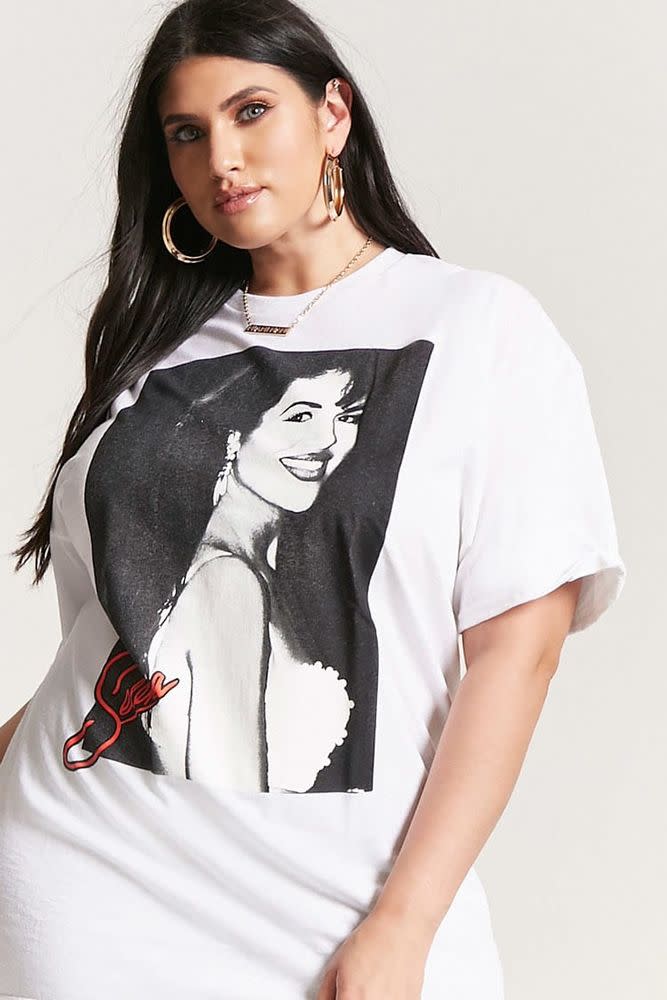 Everyone's Going Crazy Over Selena Gomez's Selena Quintanilla Shirt ...