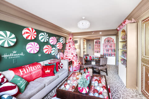 We Tried It: Staying at the Hallmark Channel Holiday Suite in NYC