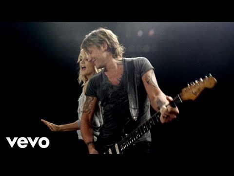 19) Keith Urban and Carrie Underwood: "The Fighter"