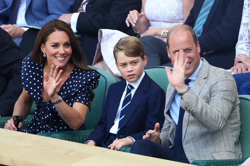 Tennis - Wimbledon - All England Lawn Tennis and Croquet Club, London, Britain - July 10, 2022 Britain's Catherine, the Duchess of Cambridge and Britain's Prince William, Duke of Cambridge and their son Prince George in the royal box ahead of the men's singles final between Serbia's Novak Djokovic and Australia's Nick Kyrgios