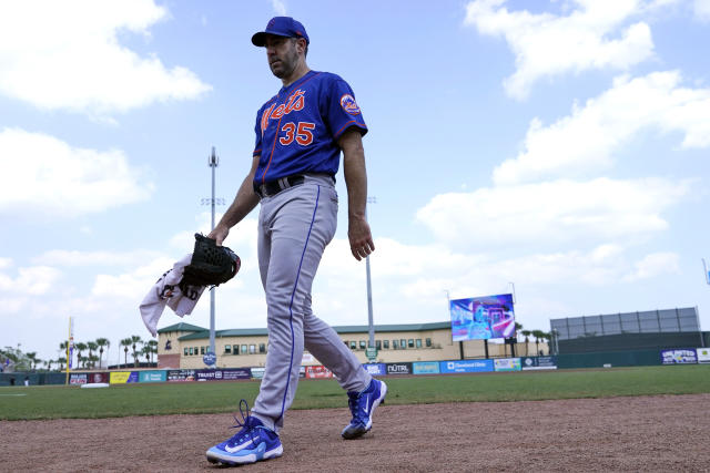 Mets newcomer Verlander pitches 3 innings in spring debut