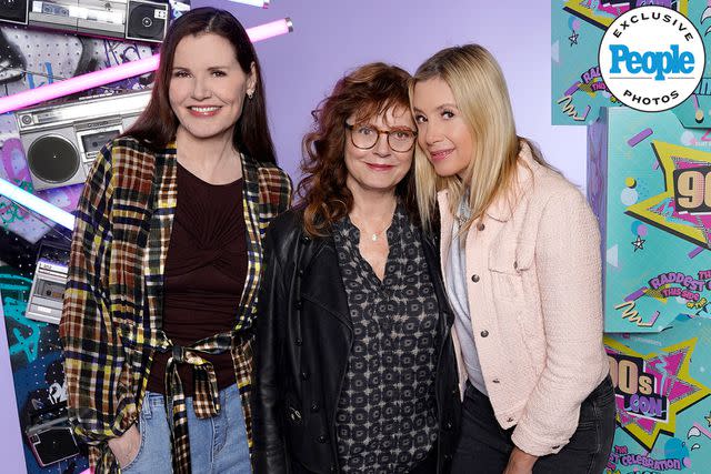 <p>Presley Ann/Shutterstock</p> Geena Davis, Susan Sarandon and Mira Sorvino