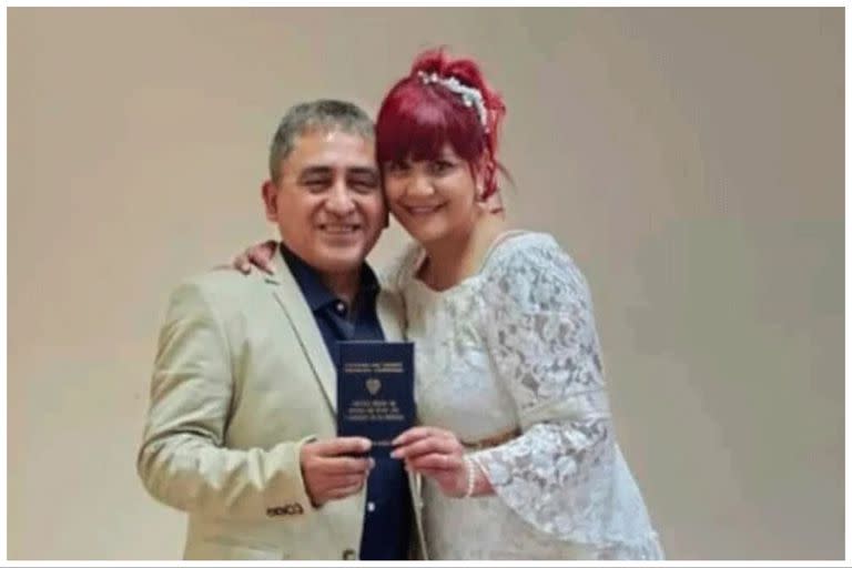 Huguito Flores y Karina Enríquez se habían casado una semana antes del accidente (Foto Facebook/@Infoaguilares)