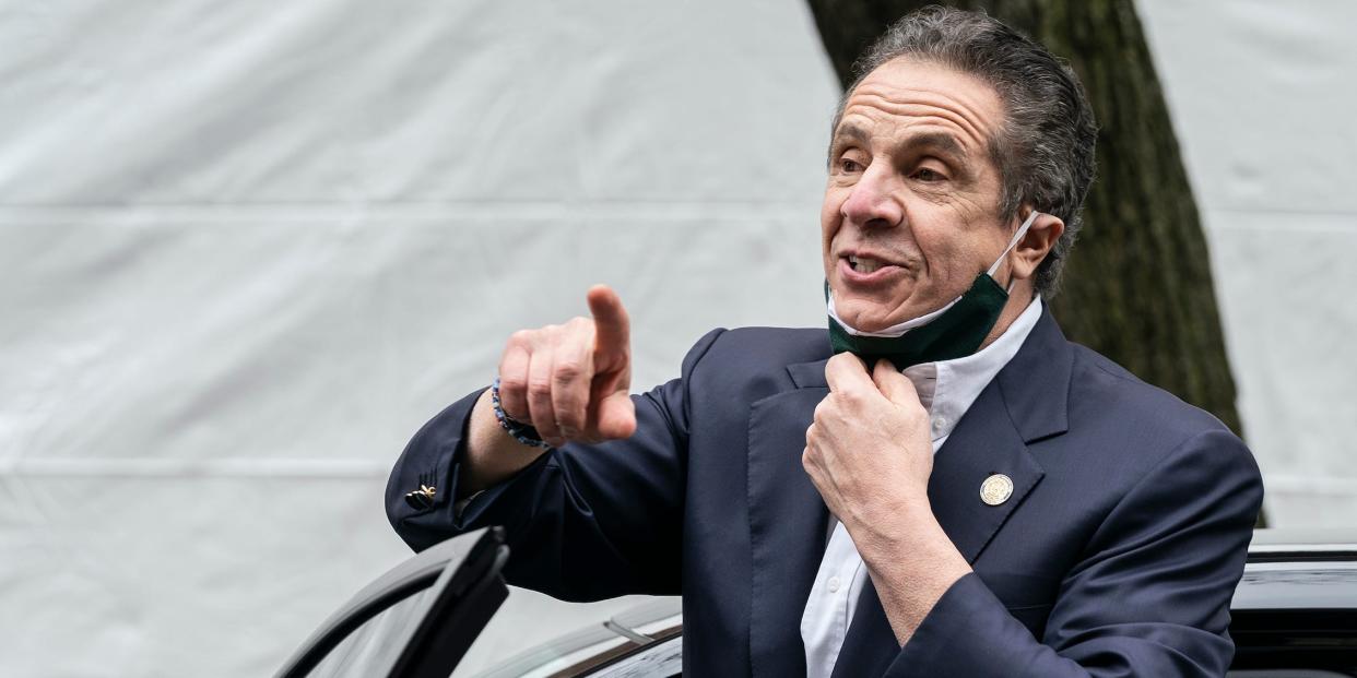 andrew cuomo mask car