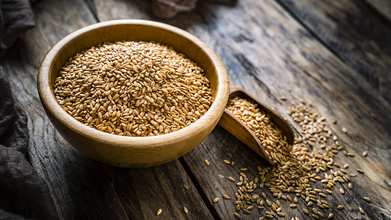 bowl and spoon of flax