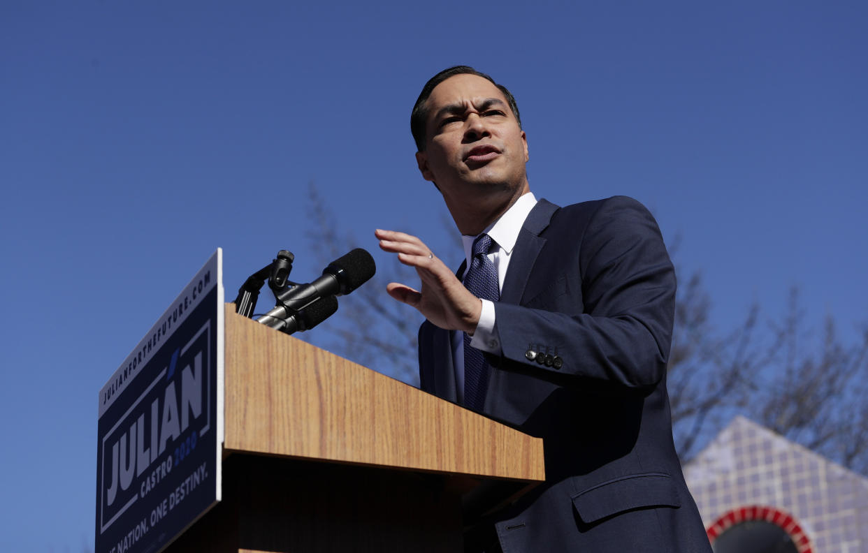 Juli&aacute;n Castro speaks at his presidential campaign launch in San Antonio on Jan. 12, 2019. He promised to tackle housing affordability, but his housing record has come in for criticism. (Photo: ERIC GAY/ASSOCIATED PRESS)