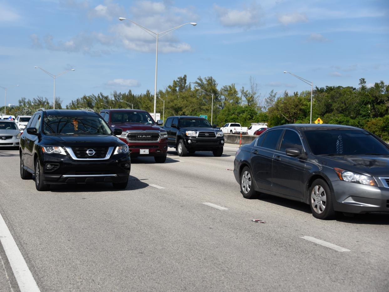 <p>Cars on Interstate 95 in Florida</p> (Michele Eve Sandberg/Shutterstock)