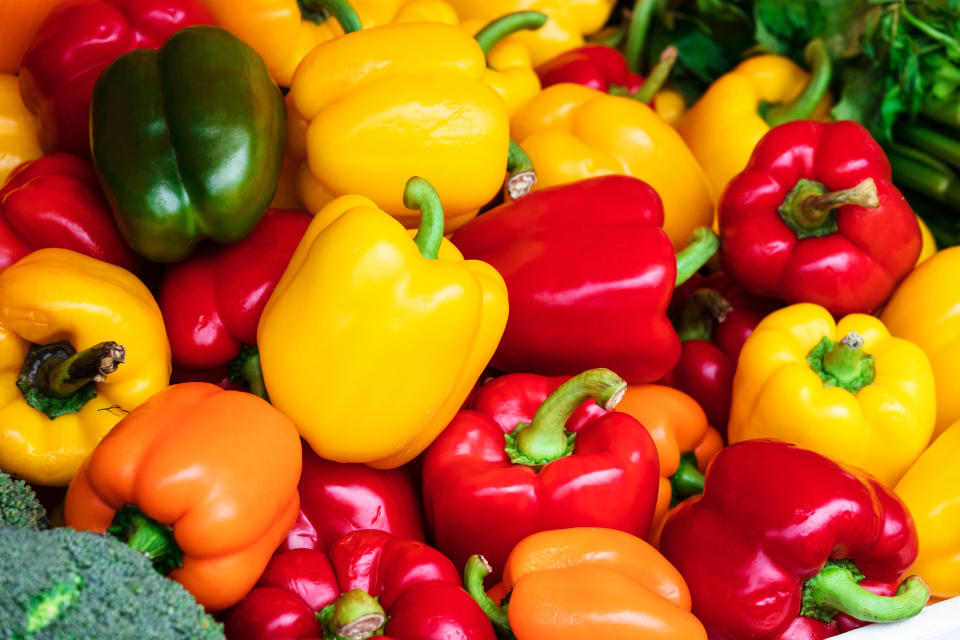 壓力大的人，或是外食族，甜椒可以補足維生素C。（圖／Getty Images）