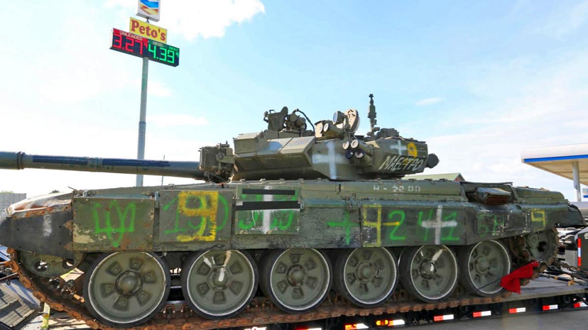 Pentagon Gives Statement On Russian T-90 Tank Left At Truck Stop