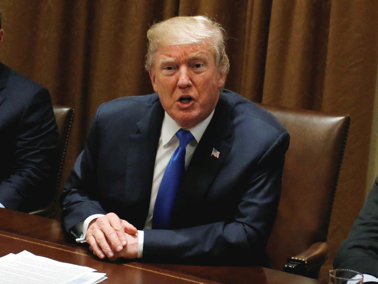 President Donald Trump meets with a bipartisan group of members of Congress before his encounter with Chuck Schumer and Nancy Pelosi: REUTERS