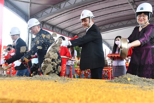 興富發集團在新北金山蓋溫泉酒店，預計2022年底開幕營運。（圖／新北市政府提供）