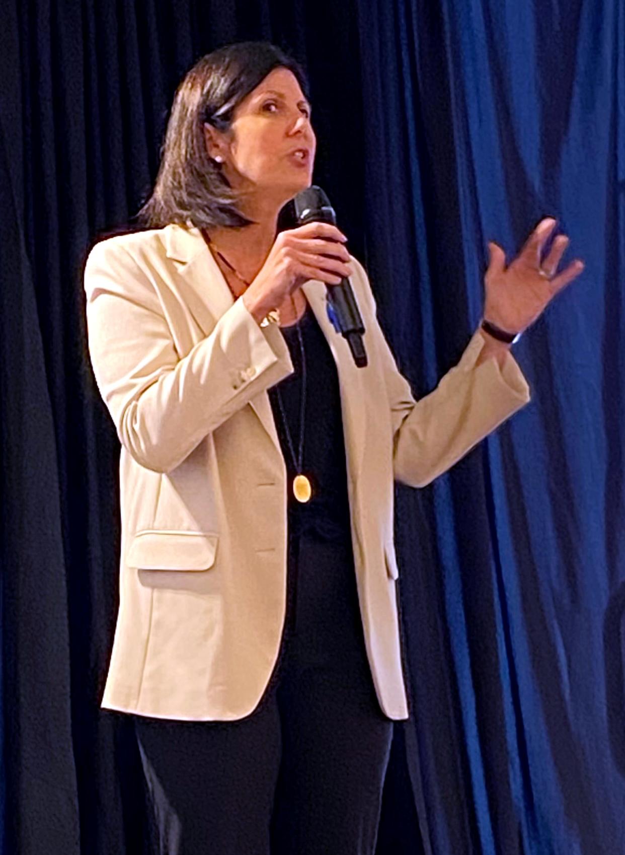 Alison Lebovitz, author, podcaster and host of "The A List with Alison Lebovitz" on PBS, speaks at the Jewish Federation of Greater Oklahoma City's 2023 Fall Luncheon at the Oklahoma City Golf & Country Club.