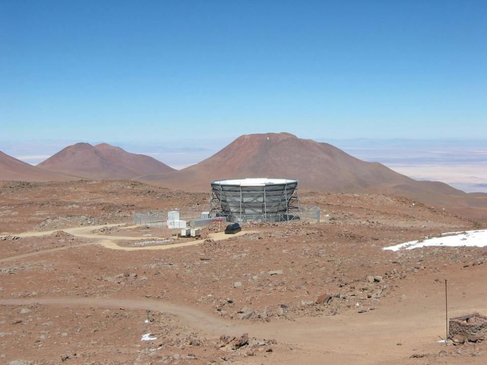 The ACT sits at an altitude of 5,190 meters in Chile’s Atacama desert. Here, the lack of atmospheric water vapour helps to increase its accuracy. <a href="https://www.nist.gov/measuring-cosmos/atacama-cosmology-telescope" rel="nofollow noopener" target="_blank" data-ylk="slk:NIST/ACT Collaboration;elm:context_link;itc:0;sec:content-canvas" class="link ">NIST/ACT Collaboration</a>