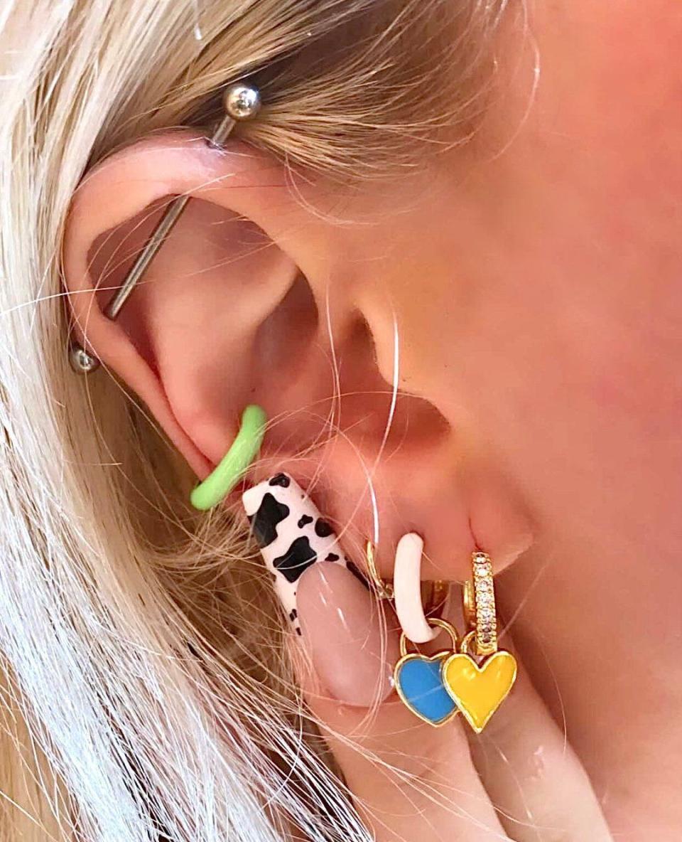 <p><strong>BonBonWhims</strong></p><p>bonbonwhims.com</p><p><strong>$38.00</strong></p><p>Worn together or separately, there’s no denying these heart huggie earrings are too adorable to pass up. And they come in so many fun colors, so you can mix and match as ya please!</p>