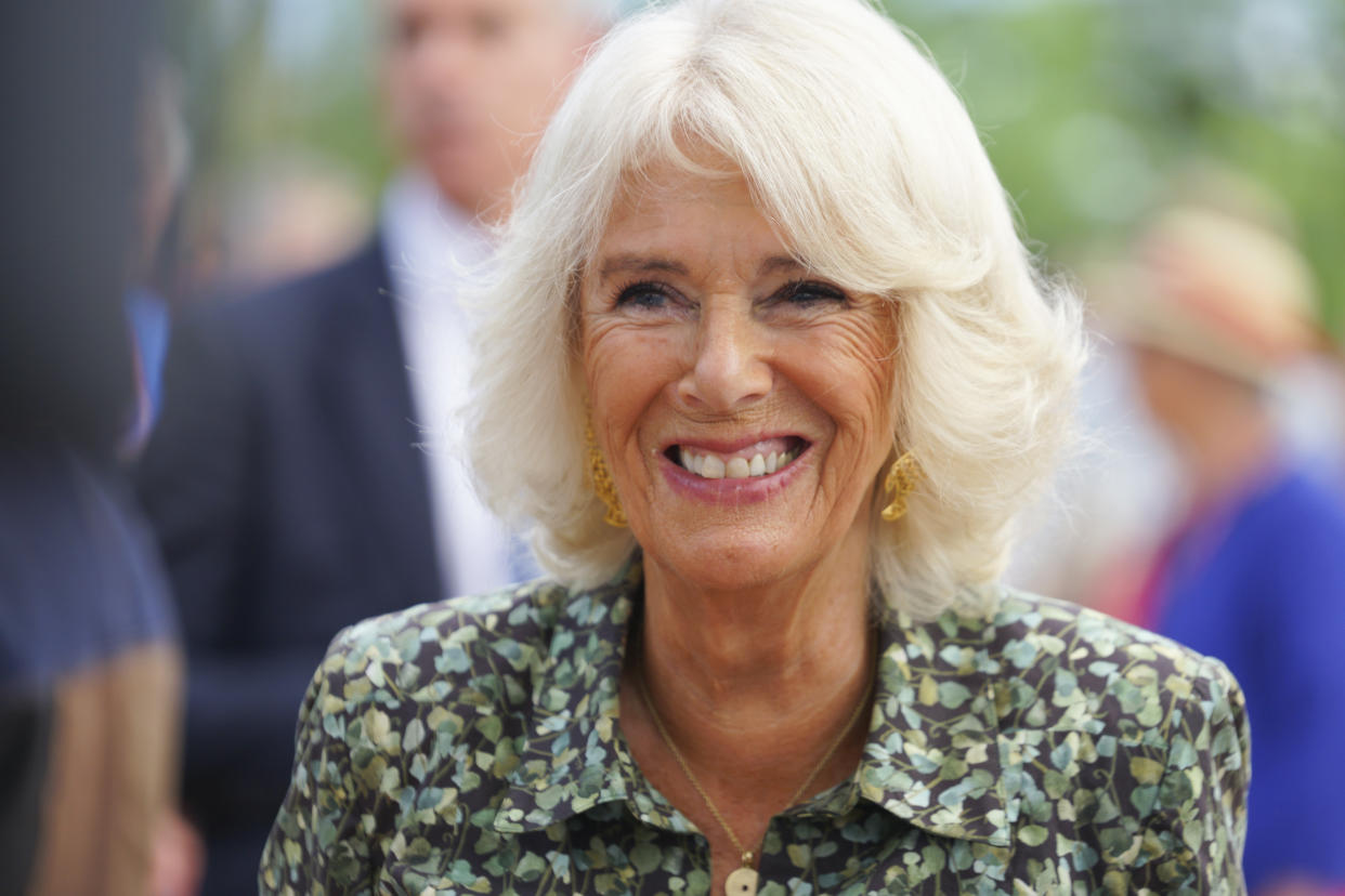 PAR, ENGLAND - SEPTEMBER 06: Camilla, Duchess of Cornwall during her visit to the Antiques Roadshow at The Eden Project on September 06, 2022 in Par, England. (Photo by Hugh Hastings - WPAPool/Getty)