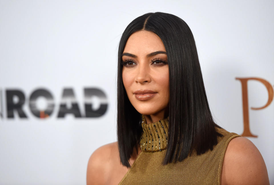 Pr Queen Kim Kardashian Geht Diese Nackt Promo Zu Weit 