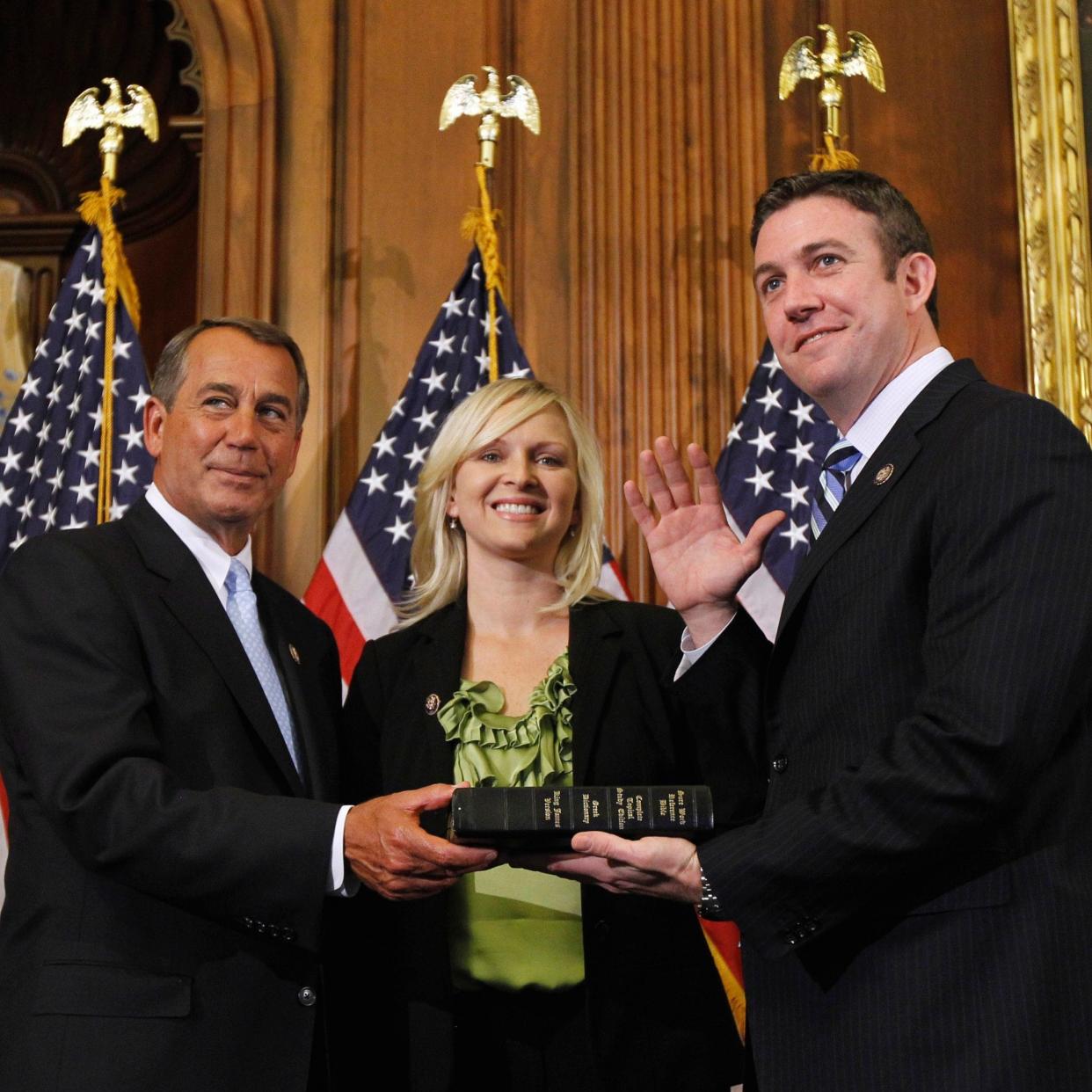 Duncan Hunter (R) with wife Margaret - AP