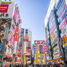 <p>Tokyo est la 17<sup>ème</sup> ville la plus tendance de 2020, avec une croissance des recherches à son sujet de 103 %.</p> <p><strong>Que faire à Tokyo ?</strong></p> <p>Assister aux Jeux olympiques d’été qui se tiendront en juillet et août 2020, pousser la chansonnette dans un bar karaoké, visiter les jardins du Palais impérial…</p> 