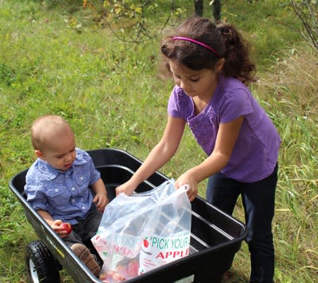 Photo by: Nadia Carriere<br><br><b>Fresh air</b> <br> Fresh air always does a child (or any person!) good and with the mild temperatures we've been having so far this fall, apple orchards are an outdoor heaven. <br> <b><i><a rel="nofollow noopener" href="http://www.disneybaby.com/blog/10-ways-to-let-baby-get-messy/" target="_blank" data-ylk="slk:Related: 10 ways your baby SHOULD get messy;elm:context_link;itc:0;sec:content-canvas" class="link ">Related: 10 ways your baby SHOULD get messy</a></i></b>