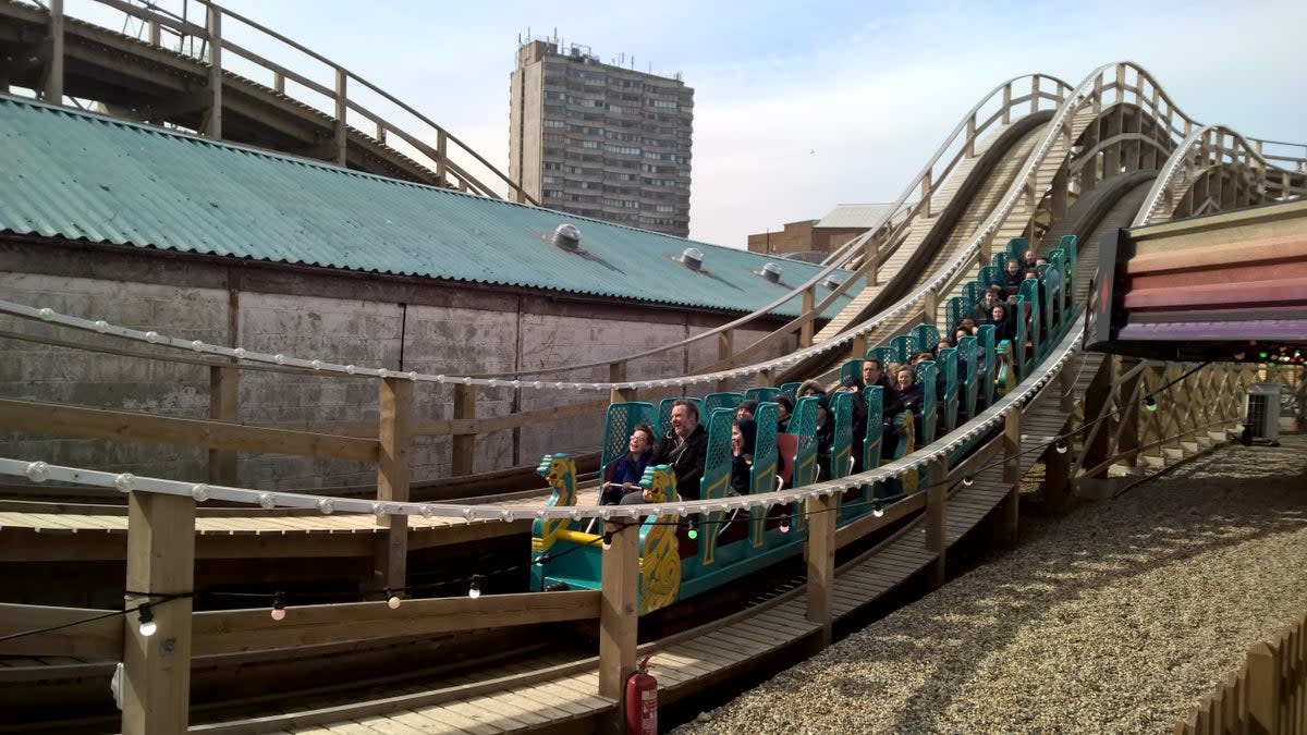 Dreamland Margate’s scenic railway rollercoaster (By Peet13 - Own work, CC BY-SA 4.0, https://commons.wikimedia.org/w/index.php?curid=48152506)