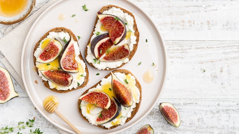 Ricotta with toast on plate