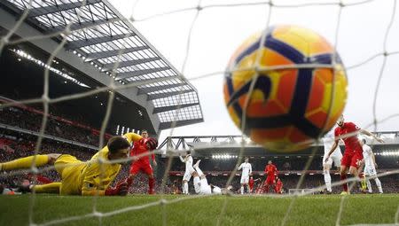 Britain Soccer Football - Liverpool v Swansea City - Premier League - Anfield - 21/1/17 Liverpool's Roberto Firmino scores their first goal Reuters / Phil Noble Livepic