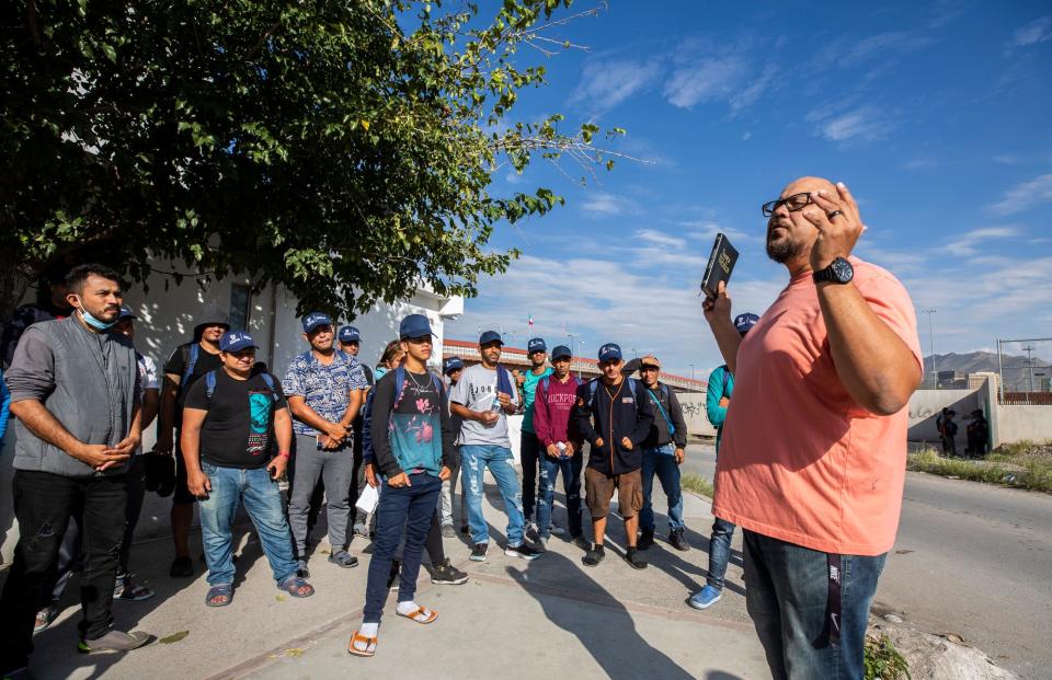 Jairo Mendoza held a black Bible in his hands as he offered a prayer for "el pueblo venezolano" in an accent that to them sounded like home. He proselytized for a few minutes, then promised to return in the evening, perhaps with Venezuelan-style arepas, a corn masa pocket often filled with chicken or black beans and fresh white cheese.