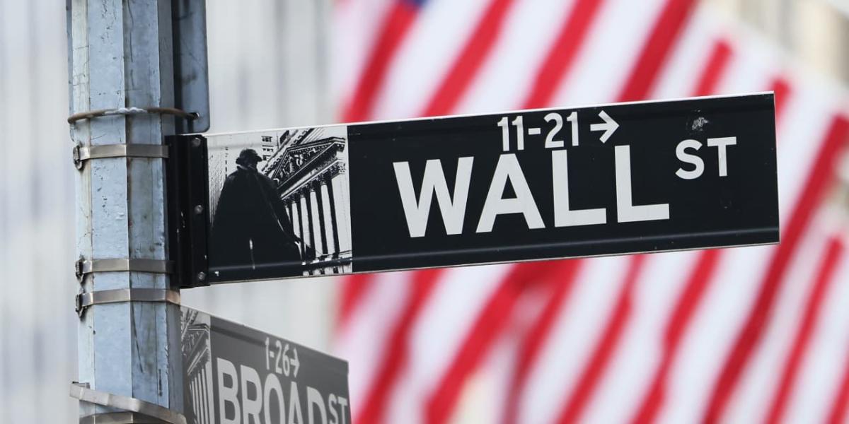 Key Stock-Market Gauge Reveals Concerning Signals for Investors in 2024