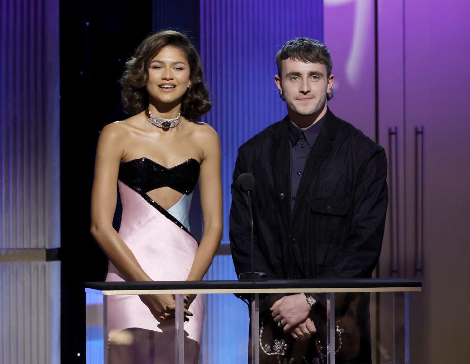 los angeles, california february 26 l r zendaya and paul mescal speak onstage during the 29th annual screen actors guild awards at fairmont century plaza on february 26, 2023 in los angeles, california photo by kevin wintergetty images