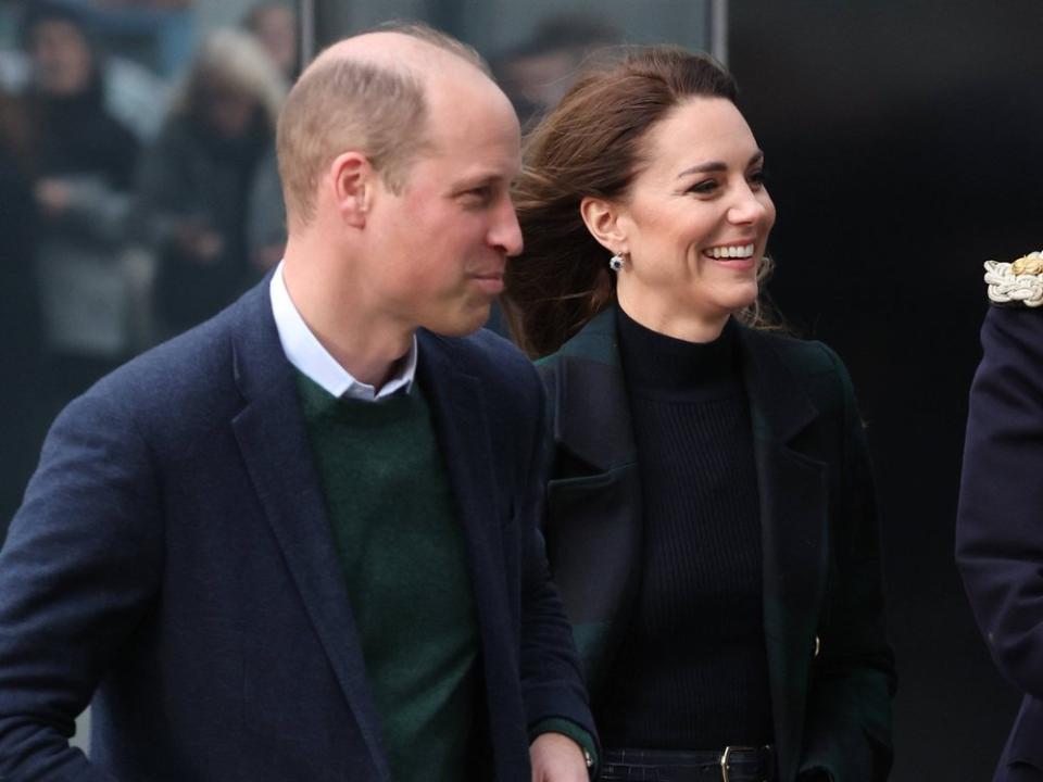 Prinz William und Prinzessin Kate bei ihrer Ankunft am Royal Liverpool University Hospital. (Bild: imago images/i Images)