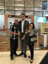 <p>Connor McDavid may have lost on the ice, but he won the Internet thanks to this wonderfully awkward airport photo. (@MargeauxMorin/Twitter) </p>