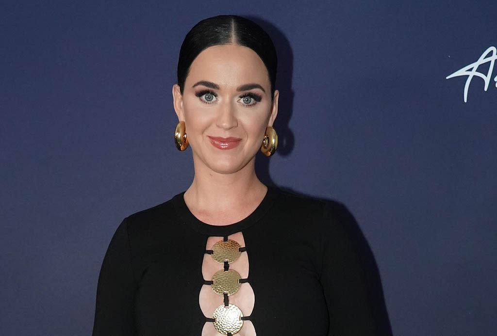 Katy Perry Wears Gilded Cutout Dress & Sandals During Awkward ‘American ...