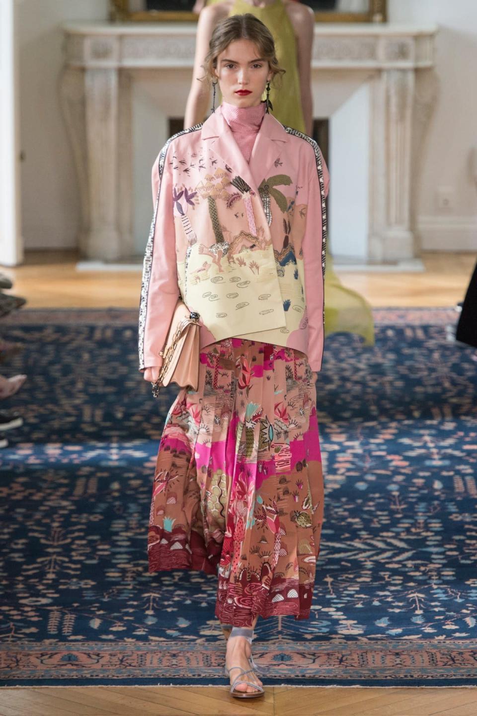 A model at the Valentino September 2016 runway show in Paris. 