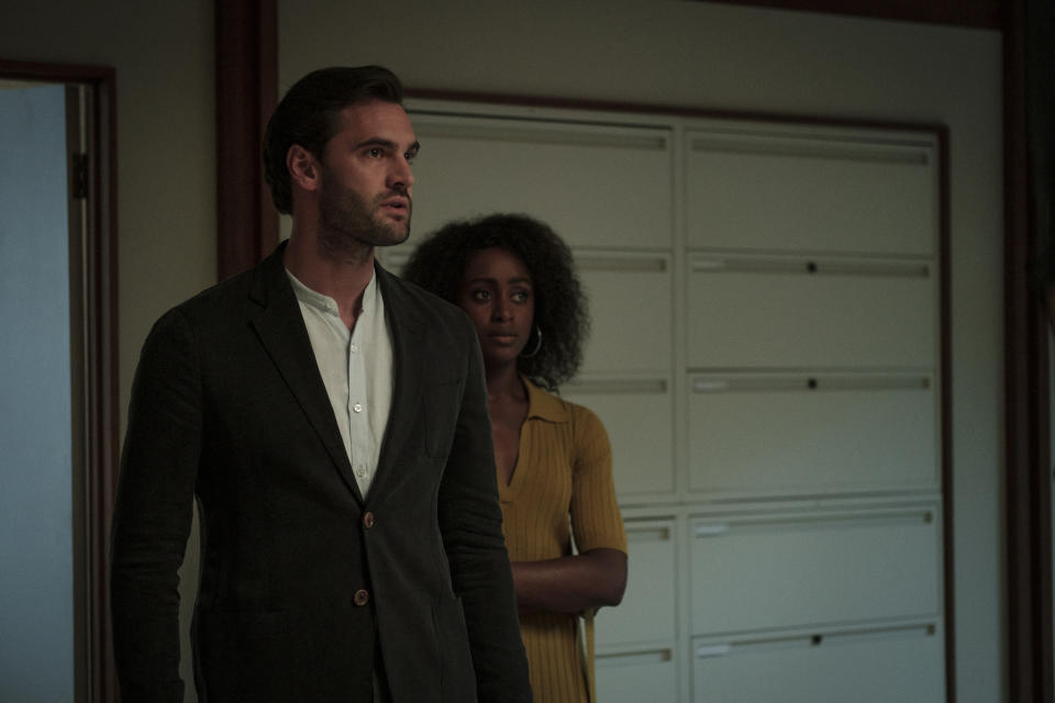 Tom Bateman and Simona Brown in Behind Her Eyes. (Netflix)