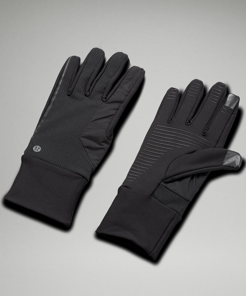 <p><a href="https://go.redirectingat.com?id=74968X1596630&url=https%3A%2F%2Fshop.lululemon.com%2Fp%2Fgloves-mittens%2FCold-Terrain-Lined-Gloves-MD%2F_%2Fprod11580330&sref=https%3A%2F%2Fwww.menshealth.com%2Ffitness%2Fg29539437%2Fwinter-running-gear%2F" rel="nofollow noopener" target="_blank" data-ylk="slk:Shop Now;elm:context_link;itc:0;sec:content-canvas" class="link ">Shop Now</a></p><p>Men's Cold Terrain Lined Gloves</p><p>lululemon.com</p><p>$39.00</p><span class="copyright">original photo</span>