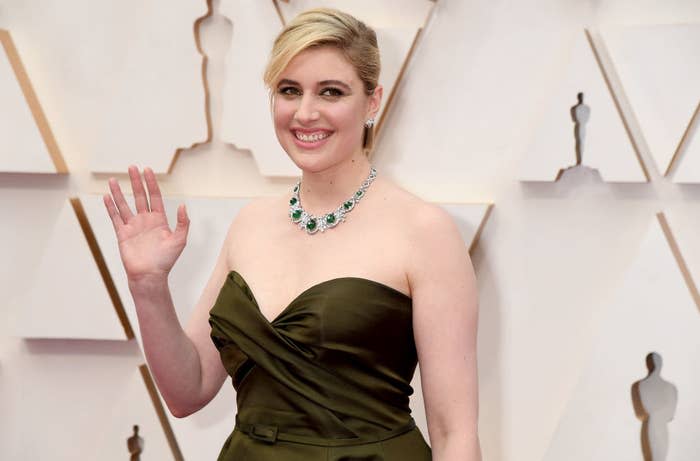 Greta Gerwig waving