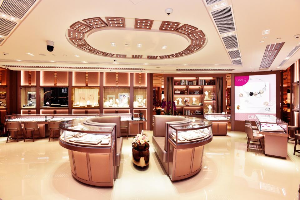 Lukfook Jewellery ION Orchard Store Lounge area. (PHOTO: Lukfook)