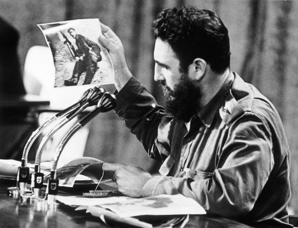 Fidel Castro announces the death of his friend and comrade - Keystone-France/Gamma-Keystone via Getty Images