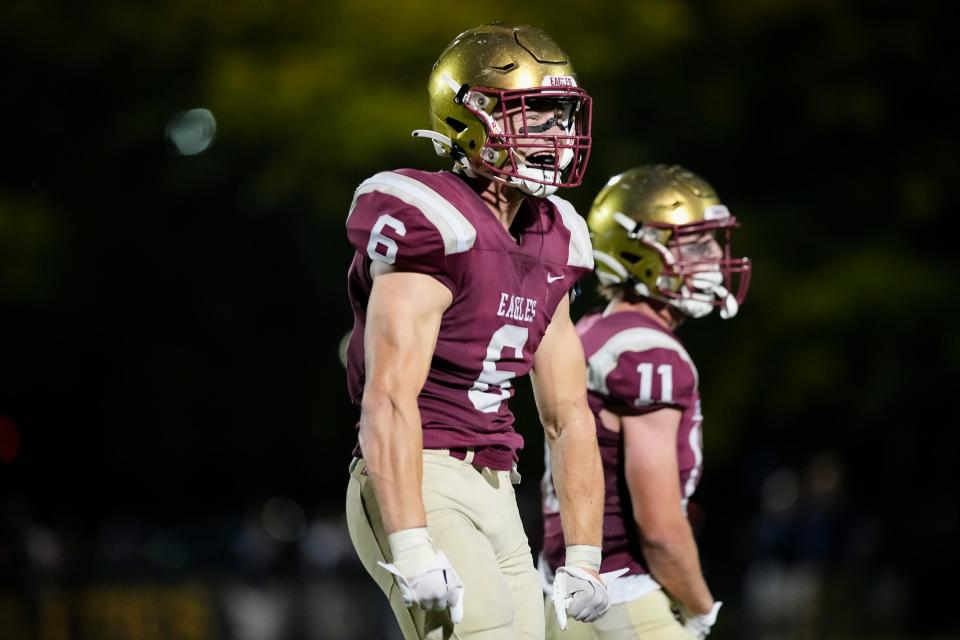 Sep 22, 2023; Columbus, Ohio, USA; Watterson’s Dominic Purcell celebrates a fourth down defensive stop during the second half of the high school football game against Hartley at Ohio Dominican University. Watterson won 35-7.