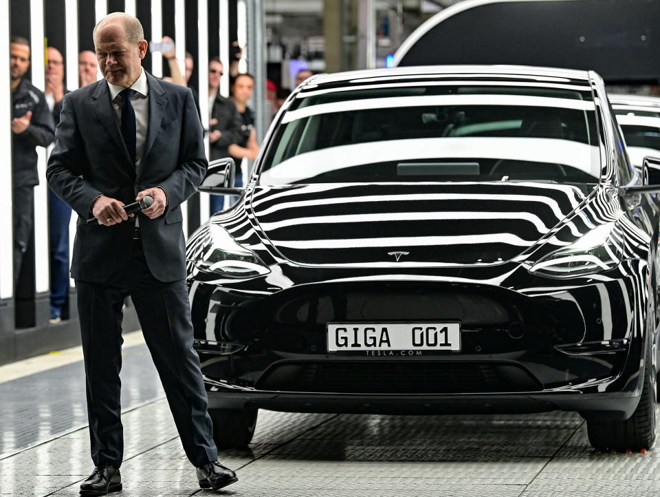 El canciller alemán, Olaf Scholz, en el evento de apertura de la factoría de Tesla en Gruenheide, el pasado 22 de marzo de 2022. Foto: Patrick Pleul/Pool via REUTERS