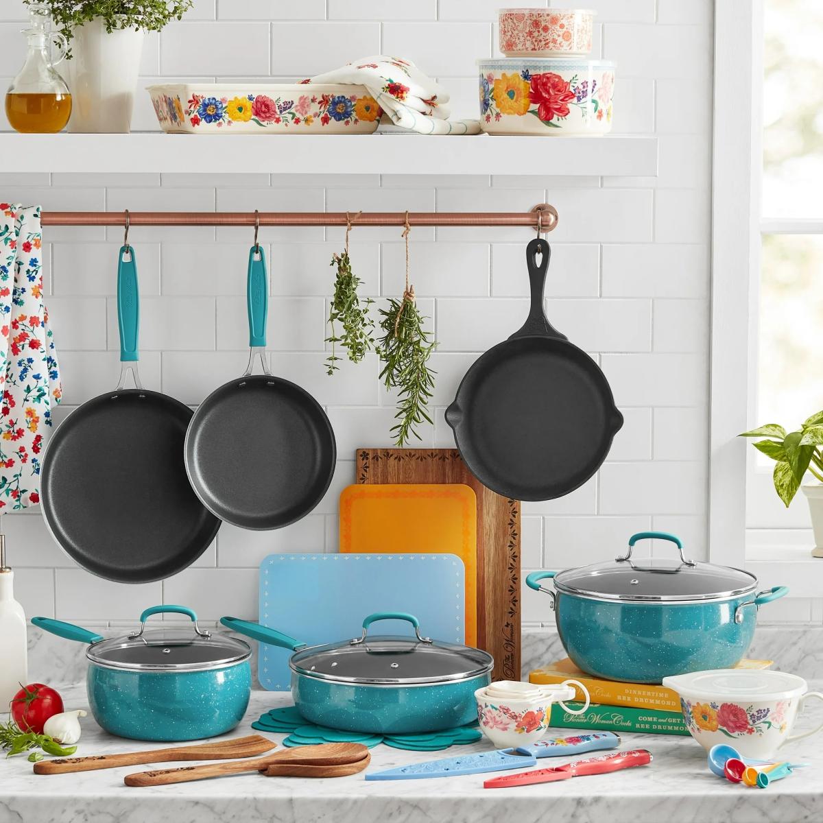 This #1 Bestseller kitchen cookware set on  is nonstick and